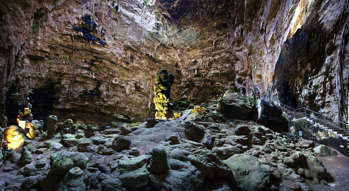 Cover Grotte di Castellana