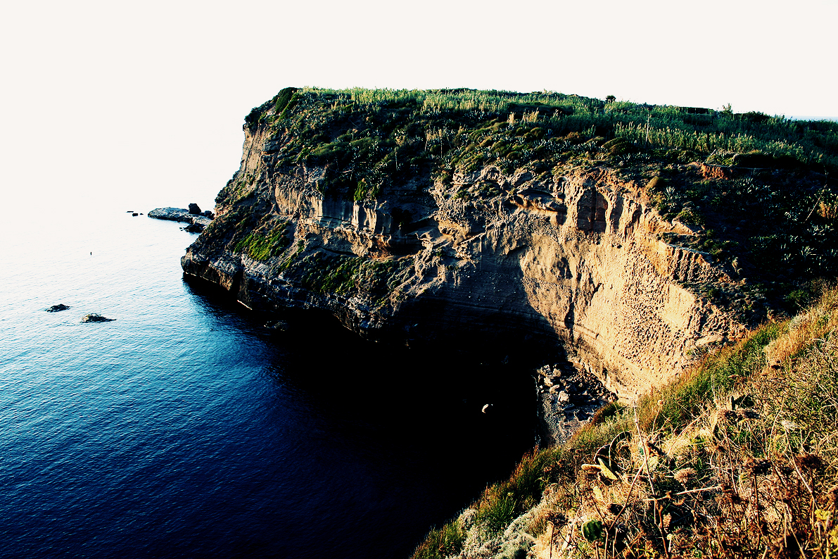 Cover Area Marina Protetta Isole di Ventotene e Santo Stefano