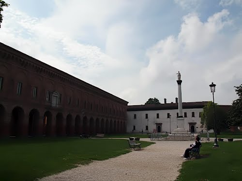 Cover Palazzo Giardino